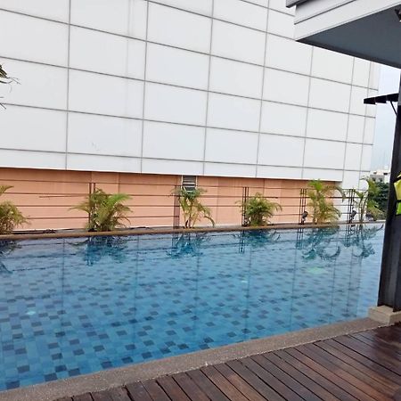 The Patra Hotel - Rama 9 Bangkok Buitenkant foto